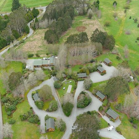 Lake Brunner Country Motel & Holiday Park Moana Extérieur photo