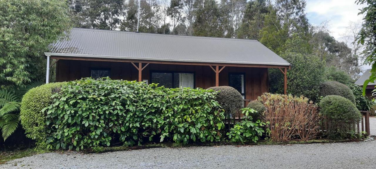 Lake Brunner Country Motel & Holiday Park Moana Extérieur photo