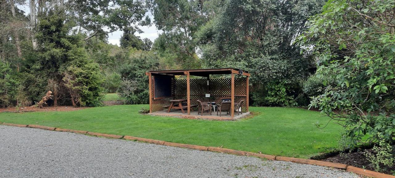 Lake Brunner Country Motel & Holiday Park Moana Extérieur photo